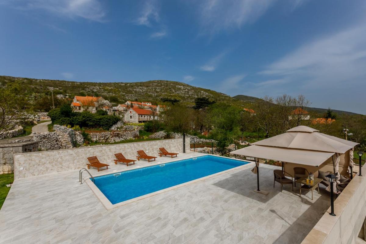 Villa Jozini Dvori Krstatice Exteriér fotografie
